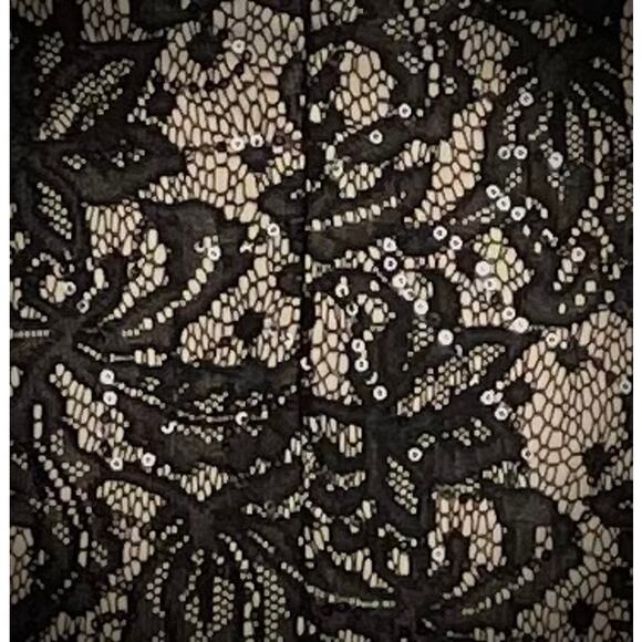 EUC - Vince Camuto Mermaid Lace and Sequined Gown - Picture 6 of 7